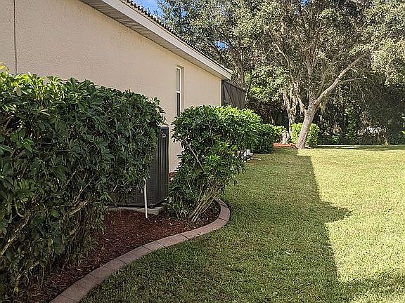4th image of 1562 Pinyon Pine Dr