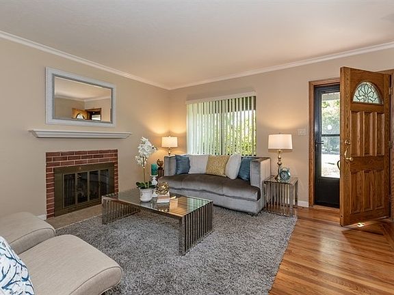 5th image of 2321 Walnut Grove Ave