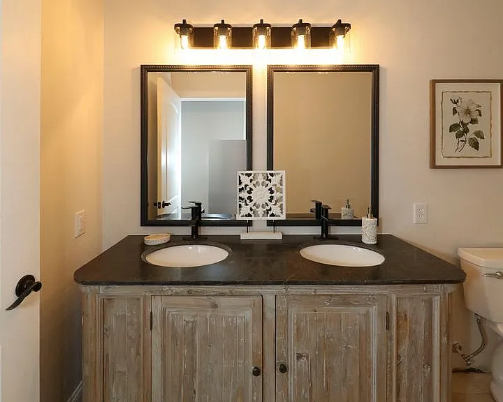 208 Fairfax Way — Photo 49