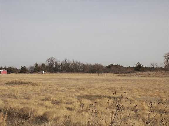 4th image of 8000 N Sanderson Ter Lot 1