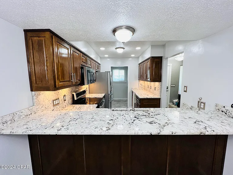 8623 N Lagoon Dr #B10 — Photo 6