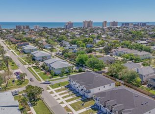 802 5th Ave S, Jacksonville Beach, FL 32250