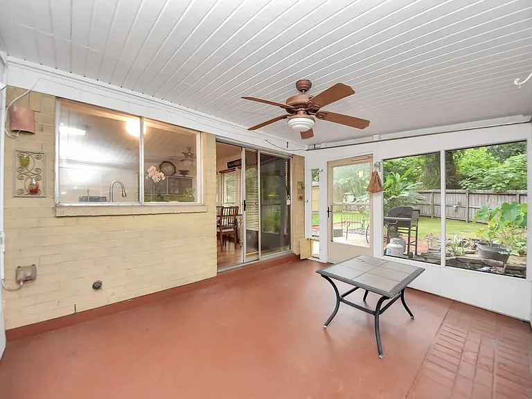 18 N Deerfoot Cir — Photo 24