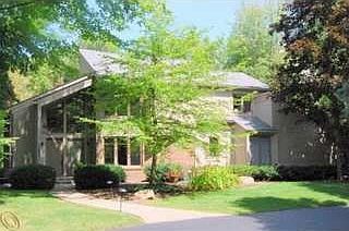 1st image of 180 Woodwind Dr