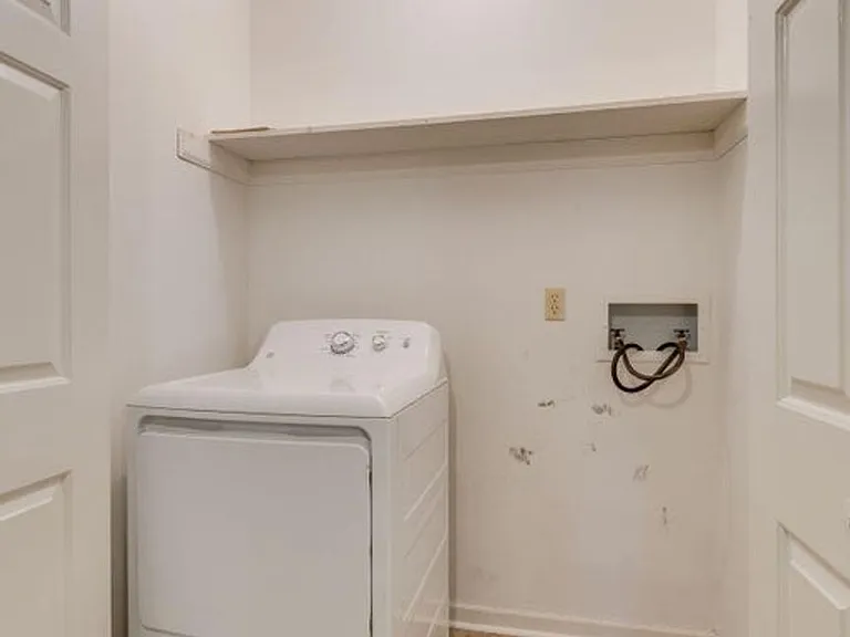 1018 Konnarock Rd — Photo 12