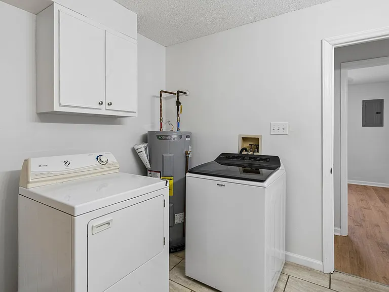 600 Trudy St — Photo 16