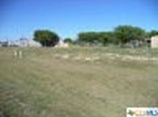 19-21 Sandhill Ln, Seadrift, TX 77983