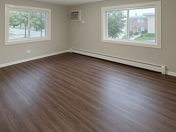 3rd image of 10326 Mayfield Ave APT 3E