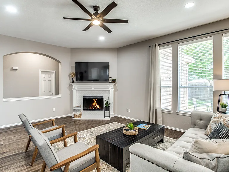 5848 Palomino Dr — Photo 3