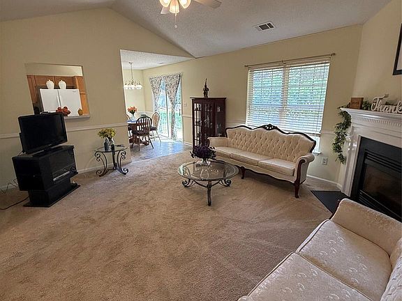 5th image of 1735 Baylor Dr