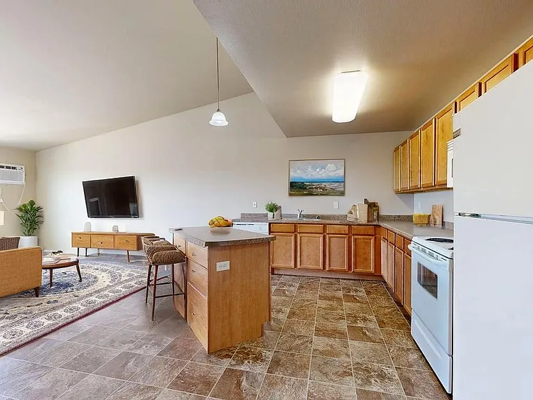 Raven Ridge Apartments — Photo 12