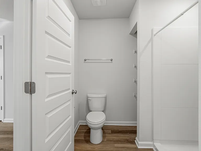 17490 Jakes Dr — Photo 17