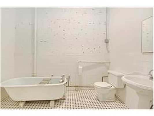 Rented by Douglas Elliman | media 32