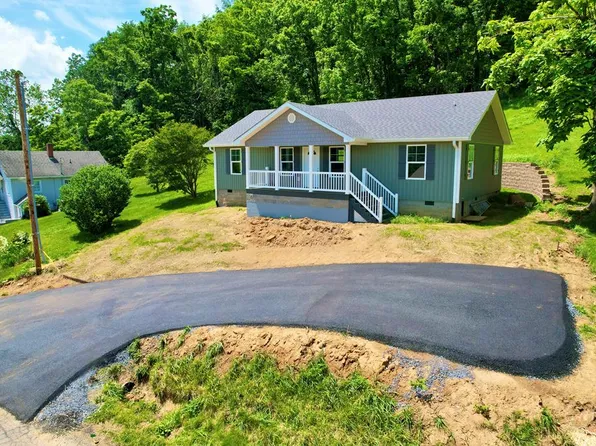 1441 Old Stage Rd, Chilhowie, VA 24319