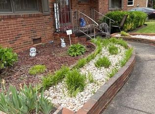 4331 Knollcrest Dr, Charlotte, NC 28208