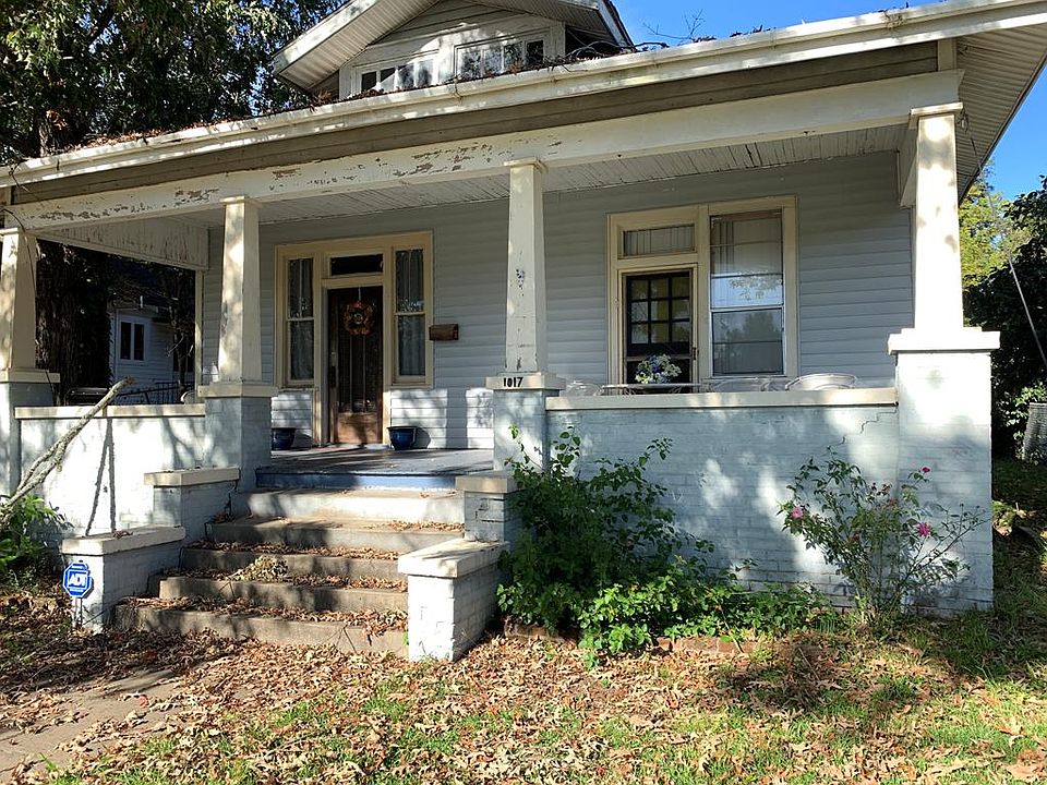 1st image of 1017 National St