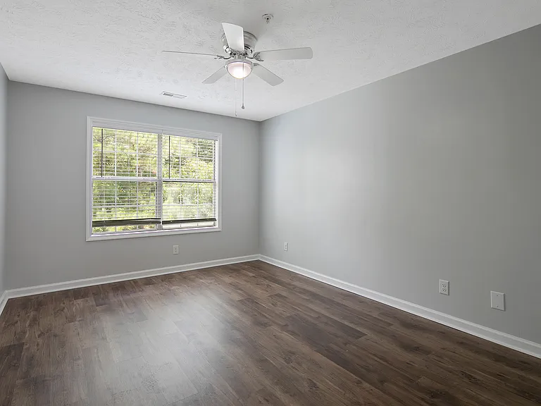 295 Warton Ln #7 — Photo 29