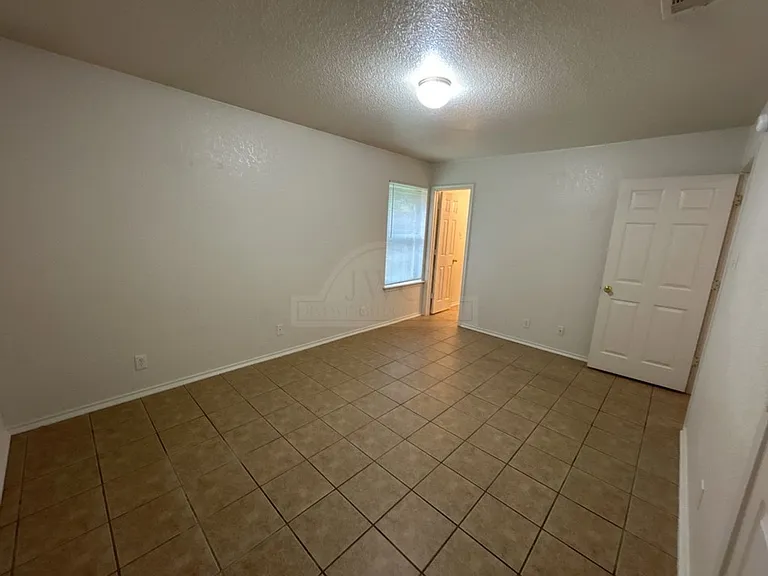 306 Jeff Gordon Dr — Photo 23