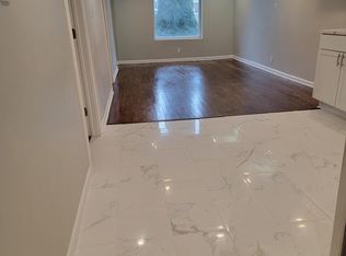 3642 S Damen Ave #B, Chicago, IL 60609