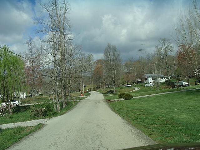 2nd image of 1664 Old Way School Rd