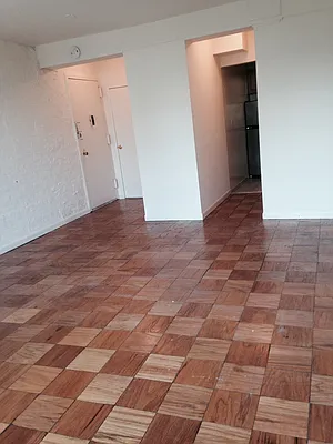 Rented by ELK Investors | media 10