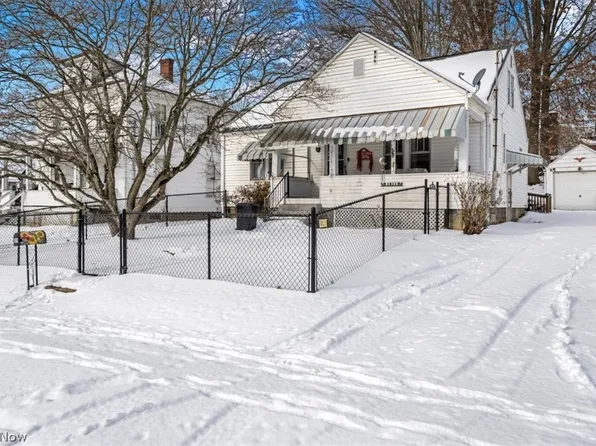 1611 Lawrence St, Parkersburg, WV 26101