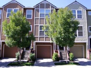 2673 NW Kennedy Ct, Portland, OR 97229