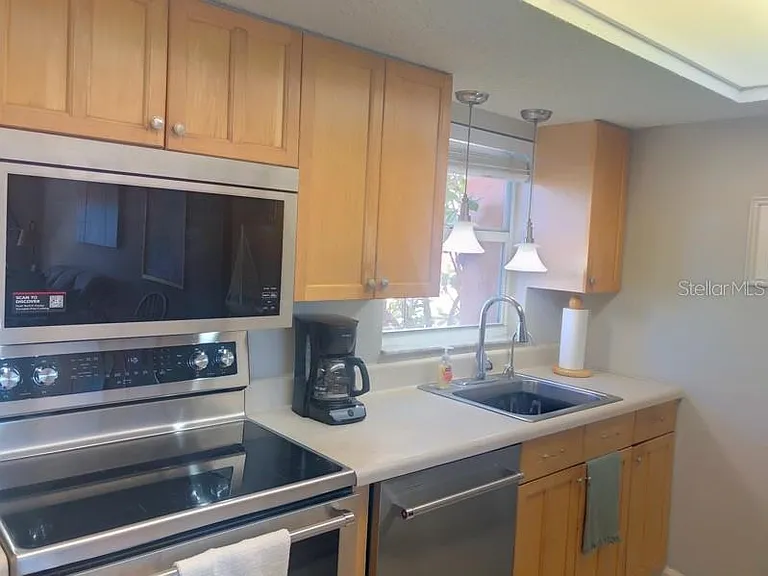 1358 Rock Dove Ct #7 — Photo 11