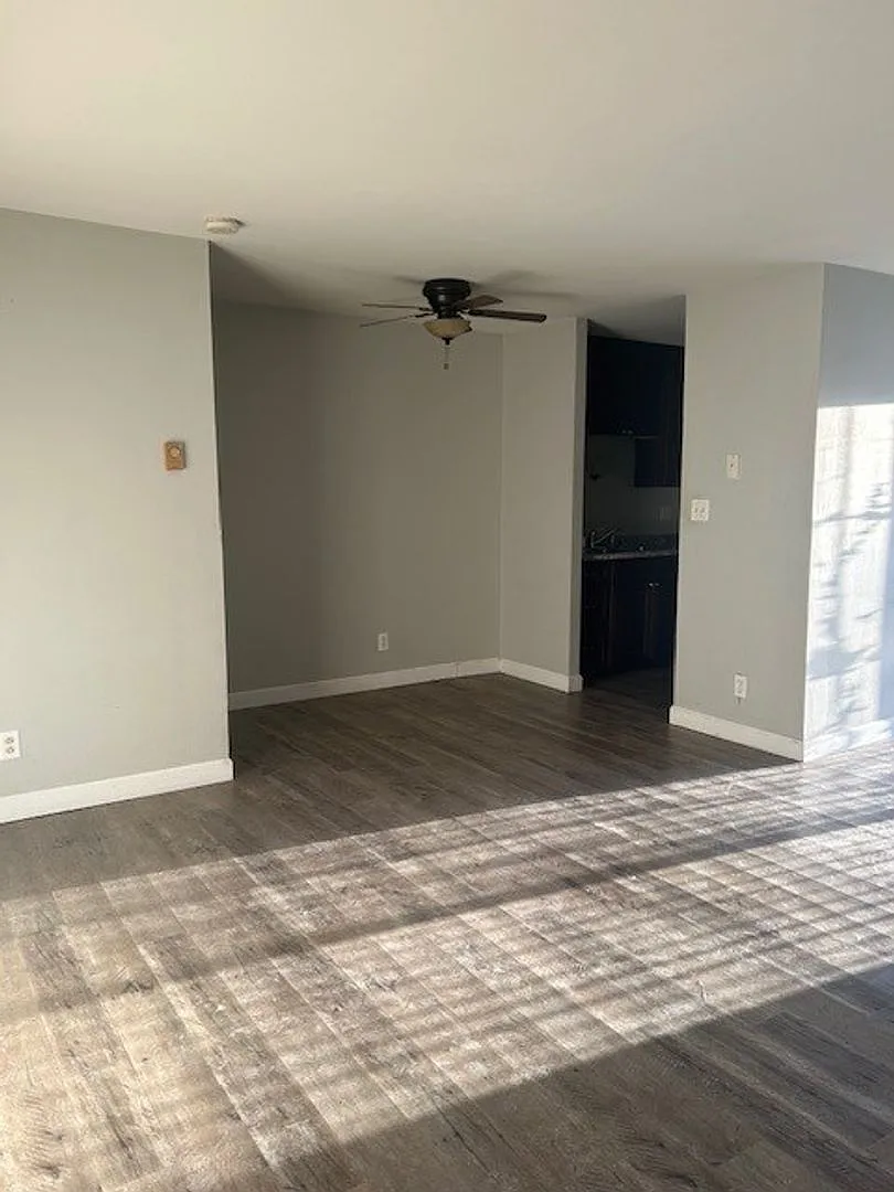 Somers Apartments — Photo 3