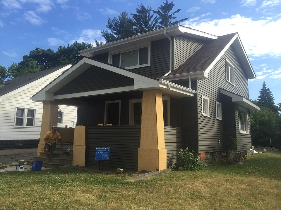 2nd image of 841 Dickinson St
