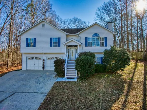 142 Legend Dr, Dallas, GA 30157