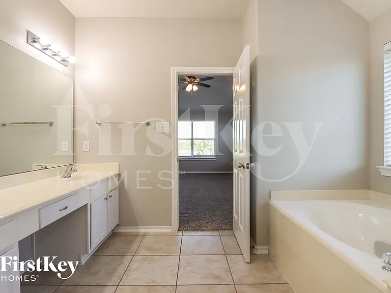 12047 Back Bay Ridge Way — Photo 9