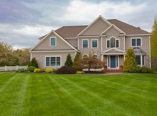 1 Evergreen Rd, Hampton Falls, NH 03844