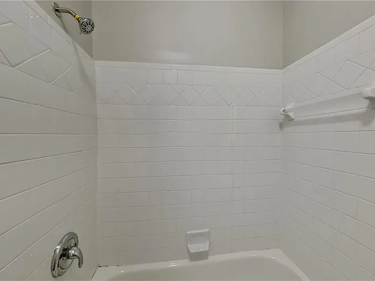 1240 Cedar Brook Dr — Photo 17