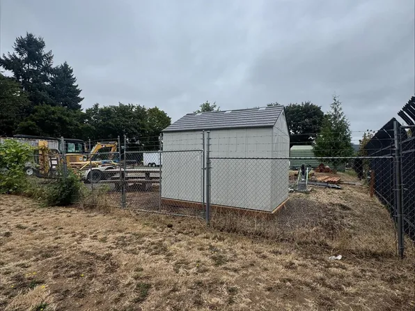 5003 Highway 20, Sweet Home, OR 97386