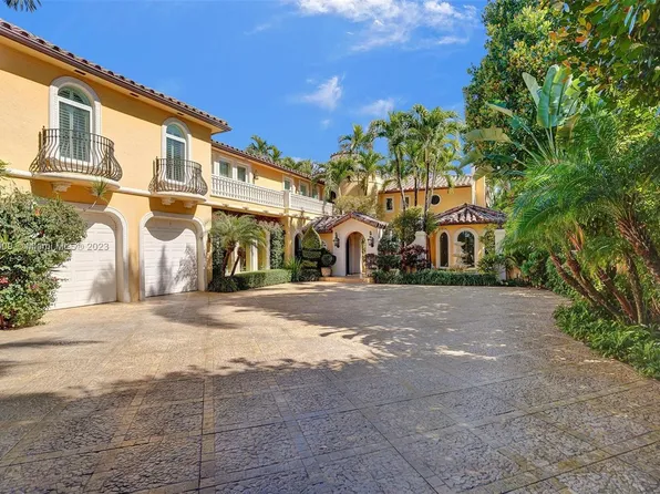 5369 Pine Tree Dr, Miami Beach, FL 33140