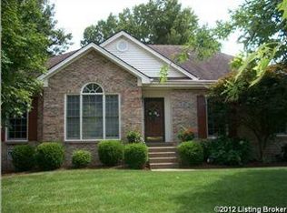 8304 Lacevine Rd, Louisville, KY 40220