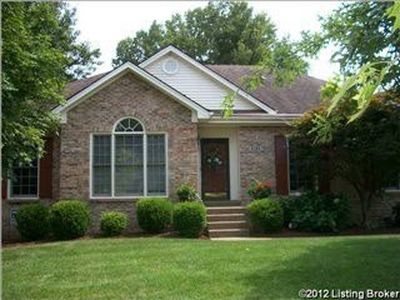 8304 Lacevine Rd, Louisville, KY, 40220