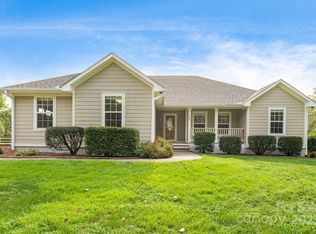 368 Bailey Mountain Rd, Mars Hill, NC 28754