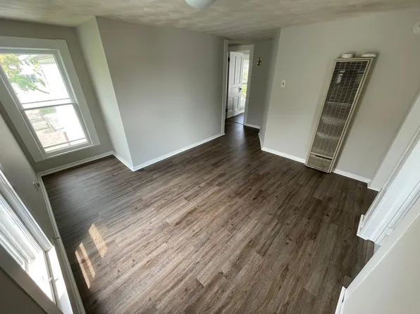 264 1/2 Woods Ave, Newark, OH 43055