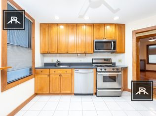 123 Browne St #2, Brookline, MA 02446