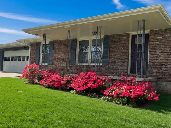 2844 Locksley Ct, Tucker, GA 30084