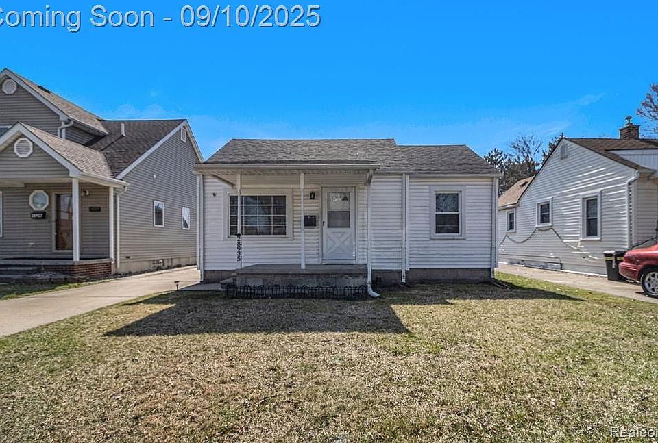 1st image of 28935 Beechwood St