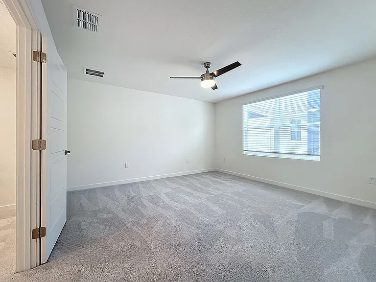 231 Dapper Ct — Photo 34