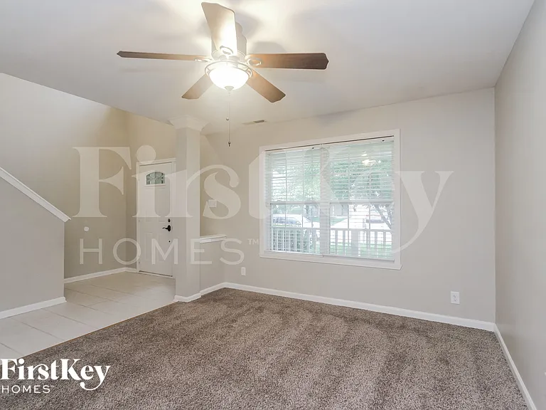 7203 Tresa Dr — Photo 4