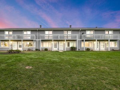 17438 W Walnut Ln, Gurnee, IL, 60031