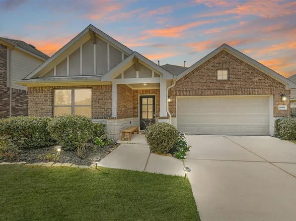 18906 Sorrento Point Dr, New Caney, TX 77357