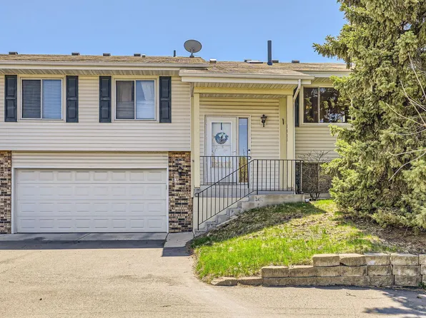 3803 Laurel Ct, Eagan, MN 55122