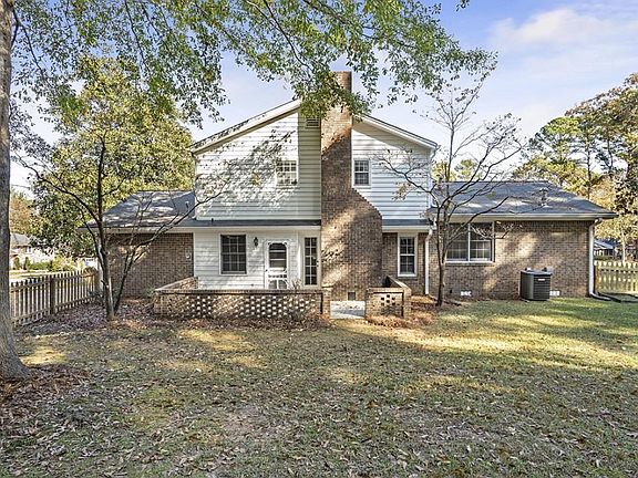 2nd image of 440 Pine Forest Dr