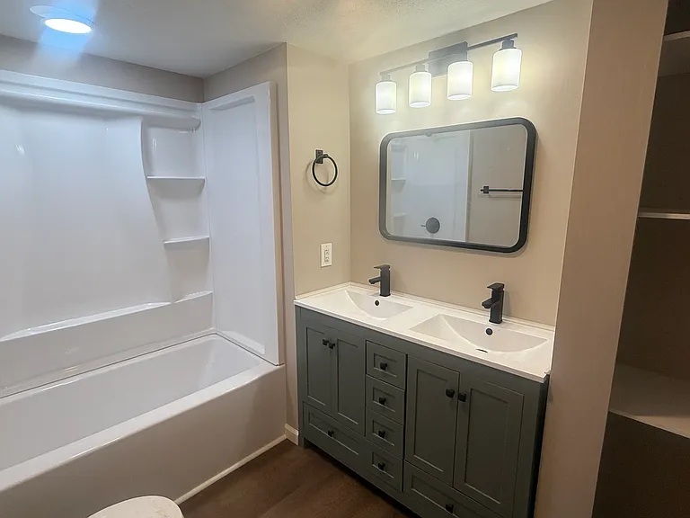 211 Fir St — Photo 8
